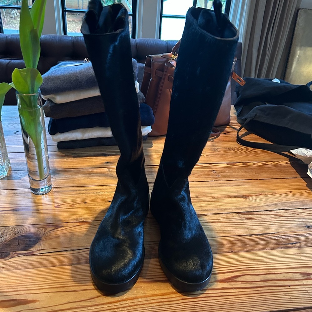 Ann Demeulemeester Black horse hair boots